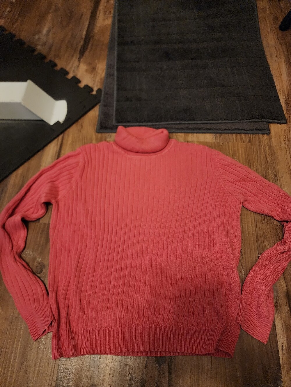 Jeanne Pierre pink ribbed knit turtleneck
